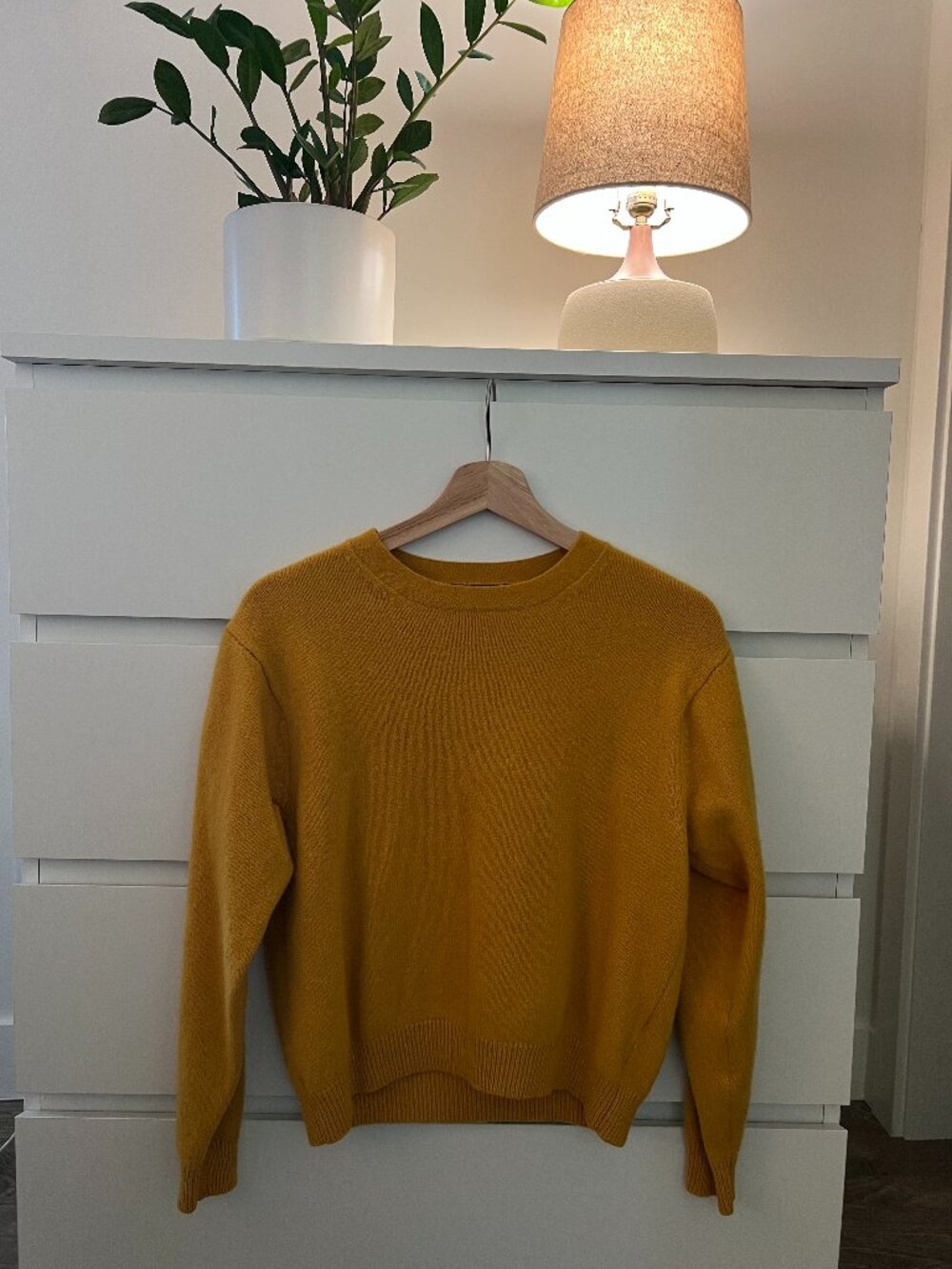 UNIQLO Mustard Yellow Crewneck Sweater - Size Small - New
